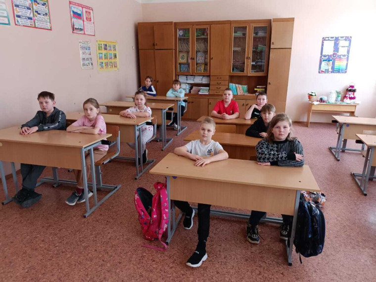 Году защитника Отечества посвящается.